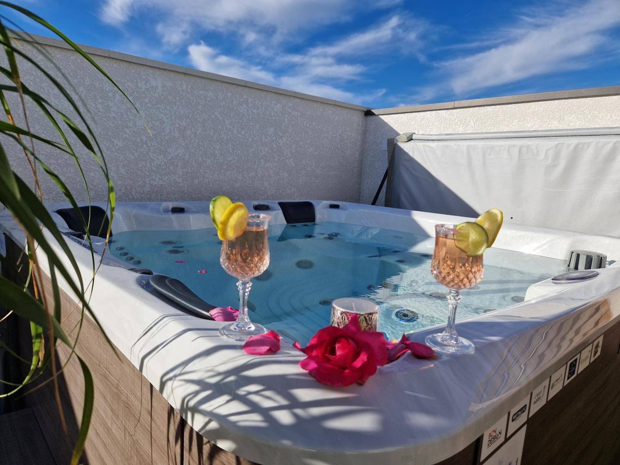 Maison Recente 4* Proche Plage Avec Spa Privatif Longeville-sur-Mer Ngoại thất bức ảnh